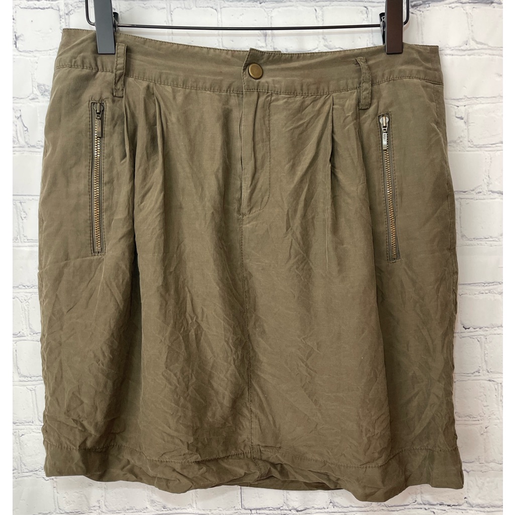 Banana Republic Size 6 Olive Green